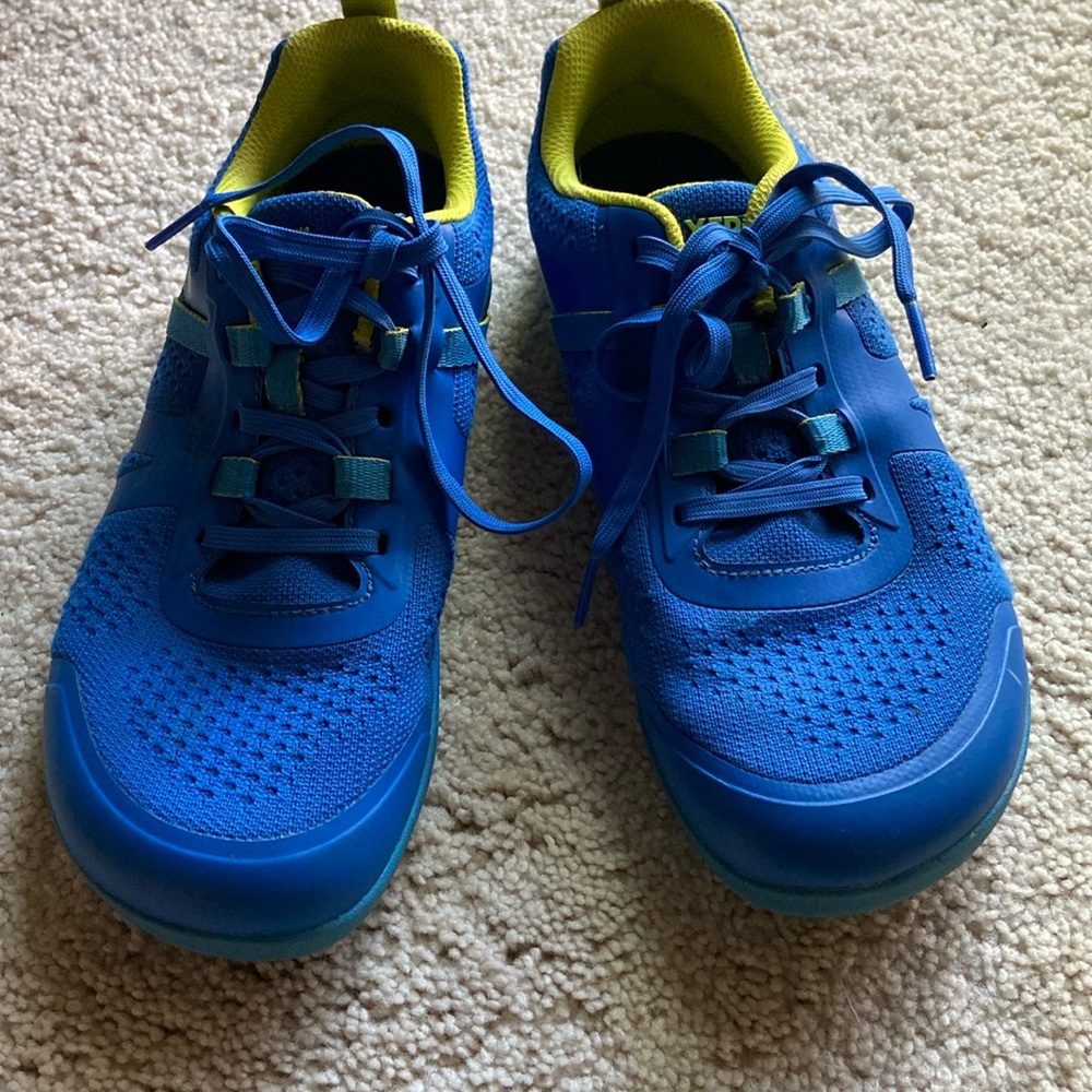 Xero Prio Neo running shoes